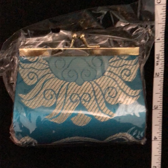 🛍 Choose your favourite! satin and sequin change purses - Picture 14 of 15